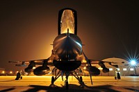 An F-16 Fighting Falcon aircraft from the 115th Fighter Wing sits ready for departure at Truax Field in Madison, Wis., Sept. 22, 2009.
