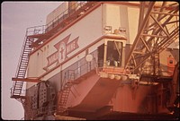 Dragline (Used in Strip Mining) at the Navajo Coal Mine in Northern Arizona 06/1972. Photographer: Eiler, Lyntha Scott. Original public domain image from Flickr