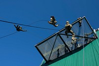 Indian and U.S. Army troops share rappel techniques during Yudh Abhyas 21