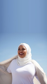 photo of a Musilm plus size woman wearing clean white hijab. 