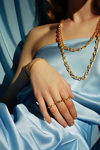 Advertising jewelry hand necklace finger. 