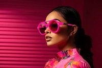 Woman in fashionable sunglasses, fashion photo. 