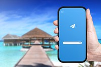 Mobile phone, Maldives vacation image