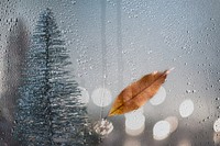 Christmas tree with water drop effect