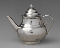Miniature teapot with cover