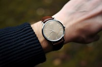Men's wristwatch