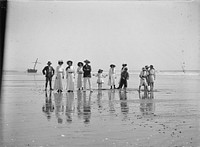 When the tide was low (27 December 1909) by Leslie Adkin.