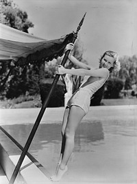 Publicity photograph for Jantzen Swimwear (1932-1933) by Gordon Burt and Gordon H Burt Ltd.