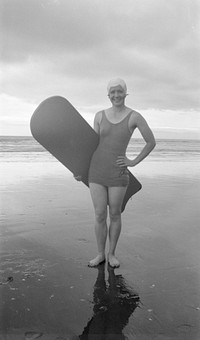 Woman with surfboard (01 January 1937) by Leslie Adkin.