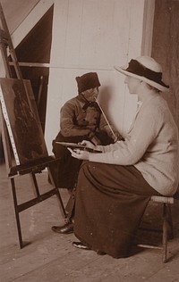 Maud Sherwood painting a dutchman with a clay pipe (1913).