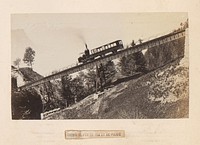 Gezicht op een tandradtrein van de Rigibahnen, Zwitserland (1871 - 1890) by anonymous