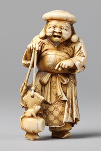 Netsuke of Figure of Daikoku with a Rat on His Mallet