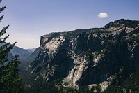 Free Sierra Nevada mountains in Yosemite image, public domain nature CC0 image.