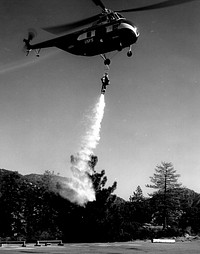 Dropping Retardant from Helio. Original public domain image from Flickr