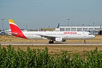 Iberia EC-IXD - Airbus A321-212, LFPO Paris Orly airport, 17/09/2018. 