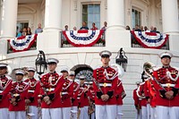 President Barack Obama delivers remarks to military service personnel and their families during the Fourth of July celebration at the White House, July 4, 2010.