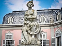 Greek statue in D&uuml;sseldorf, Germany. Free public domain CC0 photo.