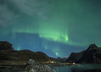 Aurora borealis. Free public domain CC0 image.