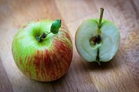 Free apple image, public domain fruit CC0 photo.