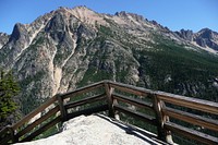 Mountain range in Washington. Free public domain CC0 photo.