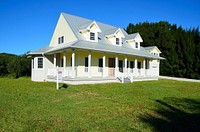 Real estate & house image. Free public domain CC0 photo.