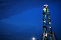 Ferris wheel. Free public domain CC0 photo.