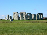 Stonehenge, prehistoric monument in England. Free public domain CC0 image.