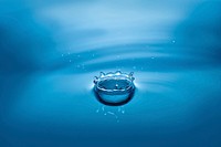 Water dribble background. Free public domain CC0 photo.