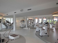 Free empty gym photo, public domain fitness CC0 image.