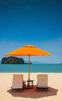 Tropical beach, relaxing, summer scenery photo, free public domain CC0 image.