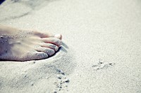 Feet in sand, free public domain CC0 photo