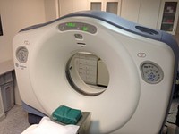 Free CT scan machine image, public domain CC0 photo.