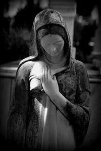 Free Virgin Mary image, public domain Catholic CC0 photo.