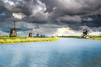 Windmills in Kinderdijk, free public domain CC0 photo