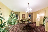 Christmas at the White HouseThe Vermeil Room of the White House is decorated for the Christmas season Sunday, Dec. 1, 2019. (Official White House Photo by Andrea Hanks). Original public domain image from Flickr