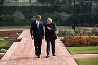 President Barack Obama and Prime Minister Narendra Modi walk in the garden at Hyderabad House in New Delhi, India, Jan. 25, 2015.
