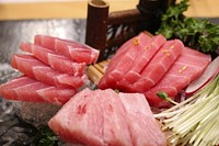 Tuna sashimi, Japanese food. Free public domain CC0 photo.