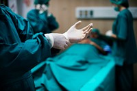 Doctors preparing for an operation