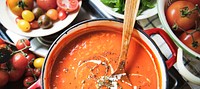 Creamy tomato sauce food photography recipe idea