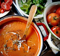 Creamy tomato sauce food photography recipe idea