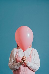 Woman with a single balloon