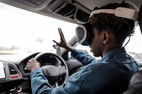 Virtual driving training to learn to drive safely