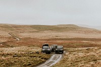 Cars driving through the off-roading trail