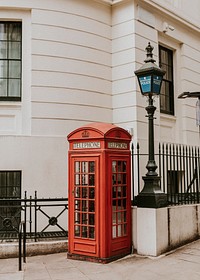 London telephone booth 