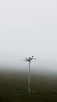 Minimalist nature iPhone wallpaper, travel in the Scottish Highlands