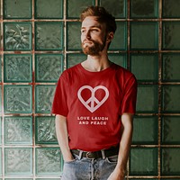 Red t-shirt mockup psd on beard hipster man