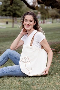 Reusable bag mockup psd, eco product for grocery shopping