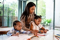 Kids studying from home during pandemic