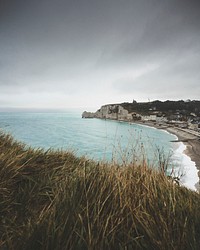 Chalk cliffs at Porte d'Amont in &Eacute;tretat, France