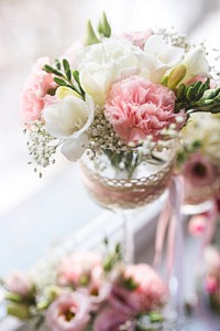 A beautiful bouquet of flowers. Visit <a href="https://kaboompics.com/" target="_blank">Kaboompics</a> for more free images.